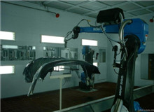 安川喷涂机器人生产线